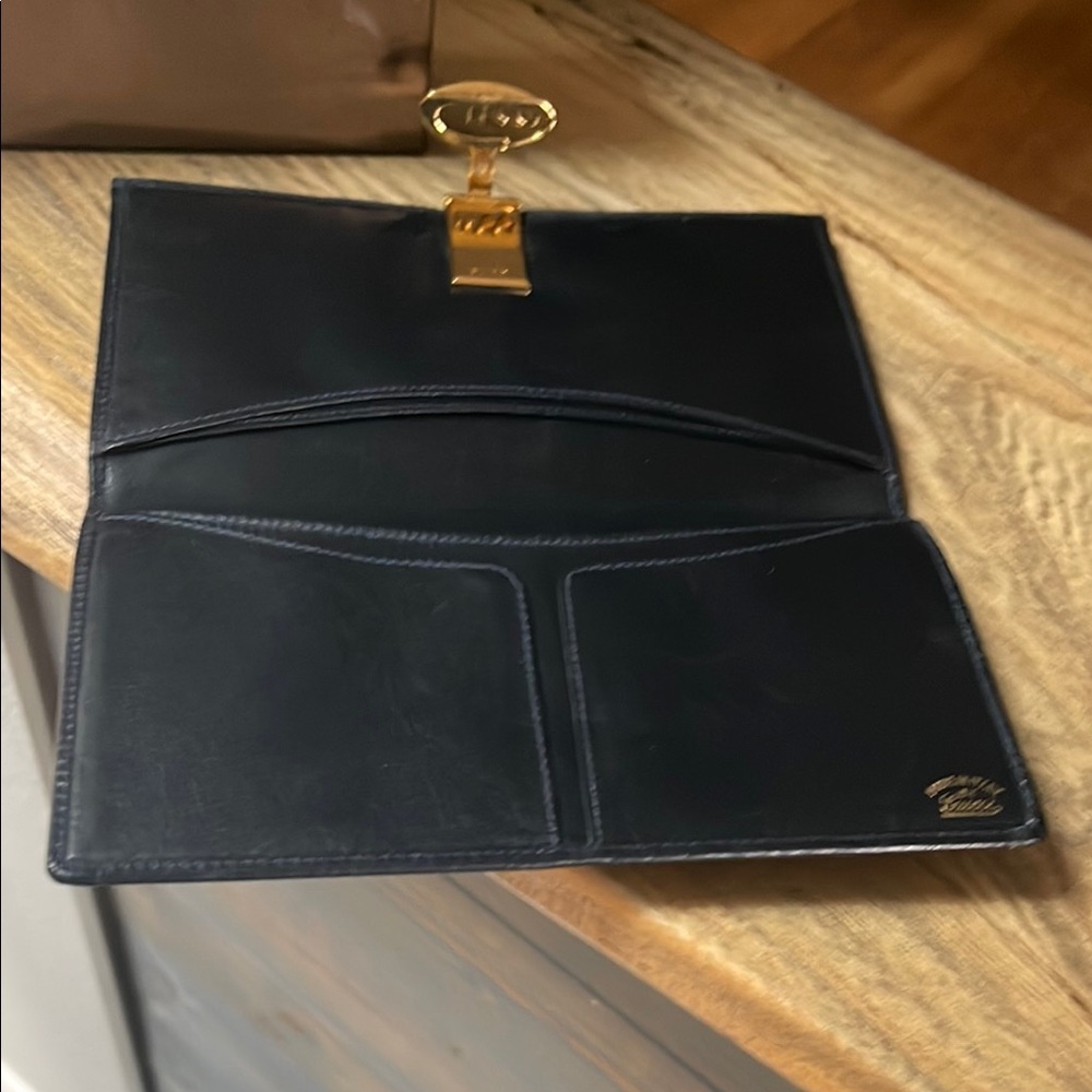 Authentic Gucci Navy Suede & Leather Vintage Wallet & Gucci Box - Picture 10 of 16